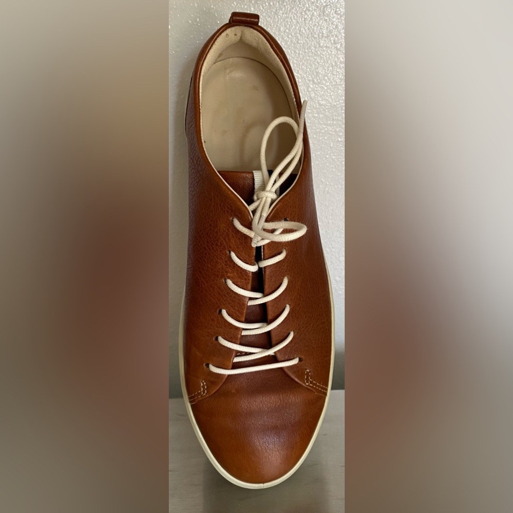 ECCO..WOMENS LEATHER DANISH DESIGN